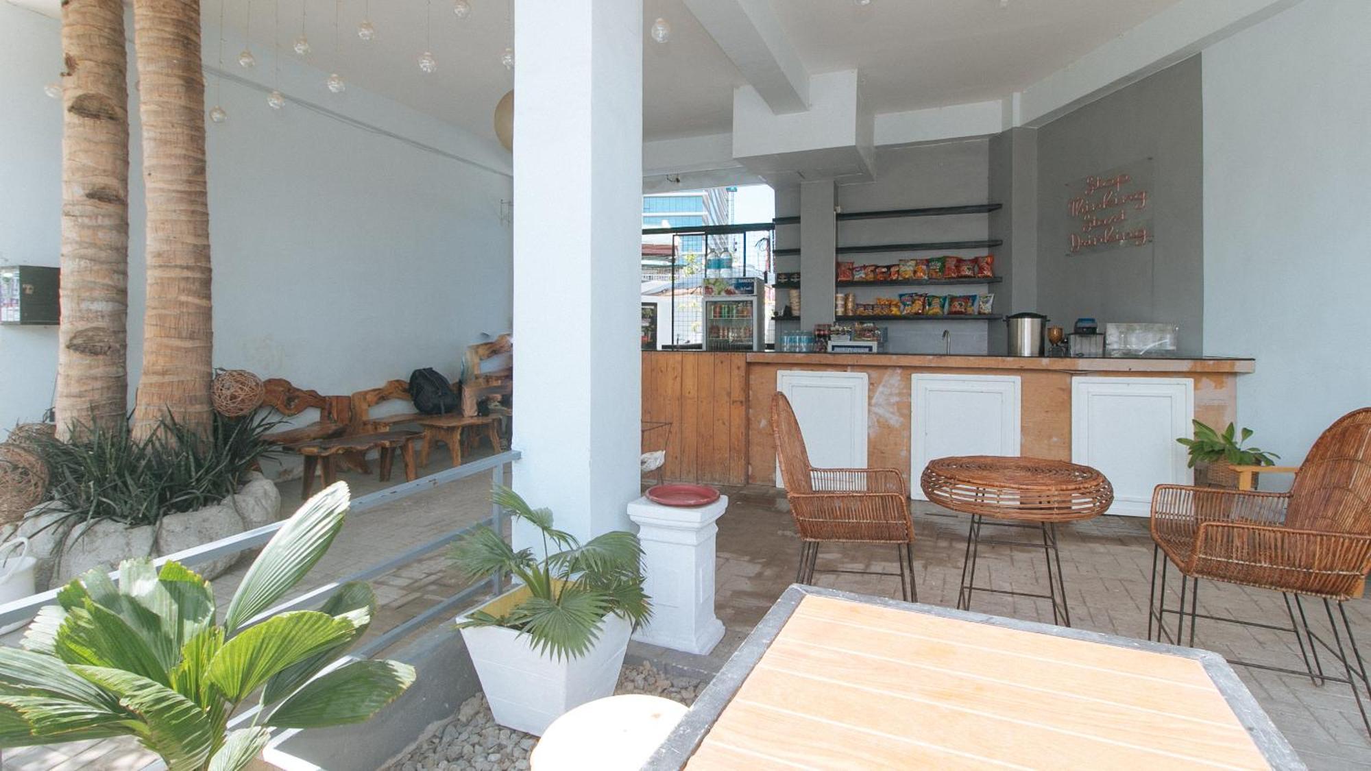 Reddoorz At Fat J Apartelle Mactan Cebu ภายนอก รูปภาพ