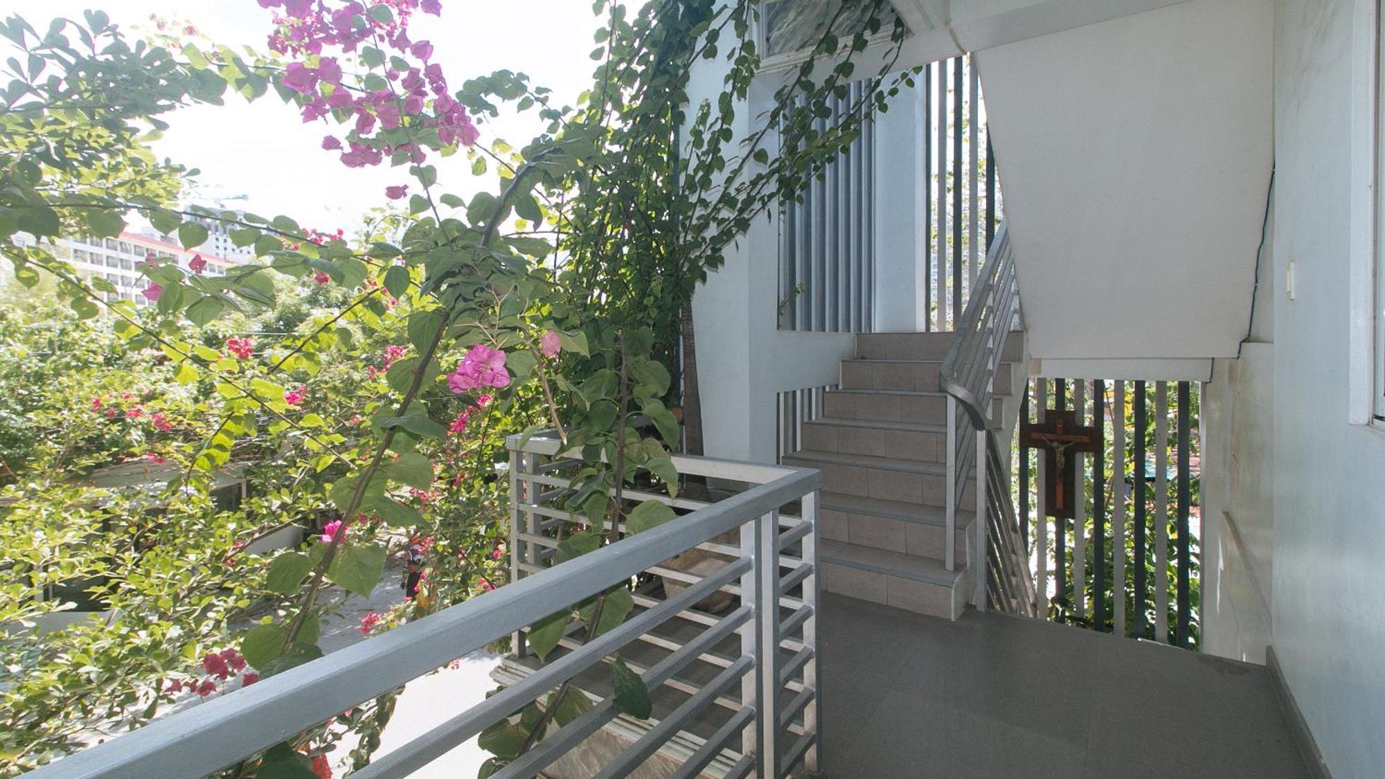 Reddoorz At Fat J Apartelle Mactan Cebu ภายนอก รูปภาพ